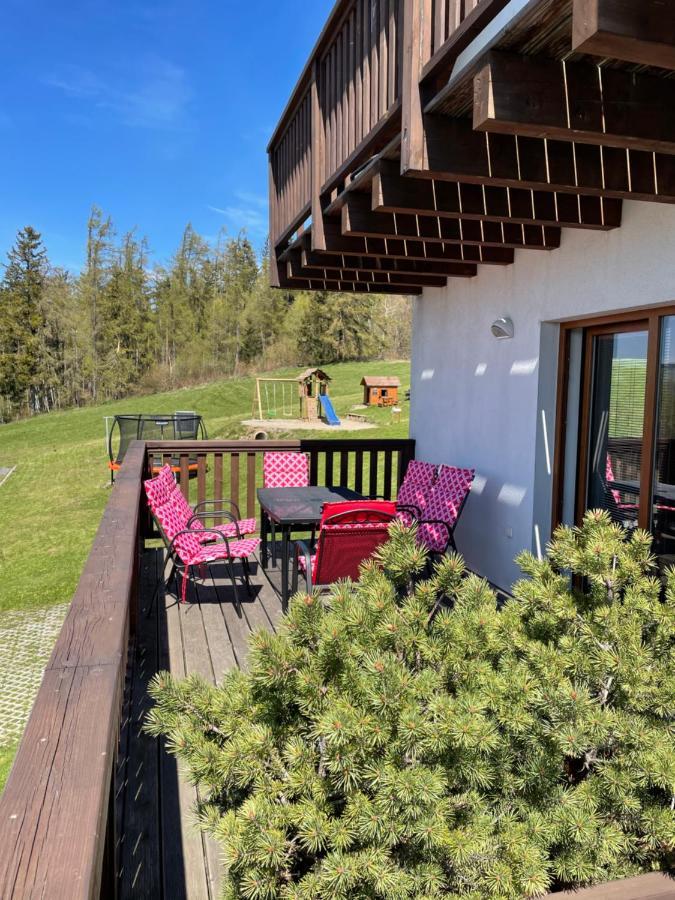 Horske Apartmany Bily Vlk Vaclavov u Bruntalu エクステリア 写真