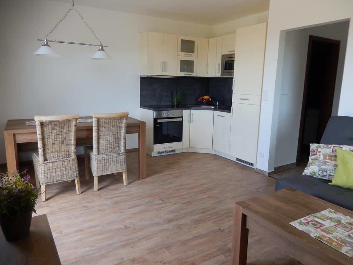 Horske Apartmany Bily Vlk Vaclavov u Bruntalu エクステリア 写真