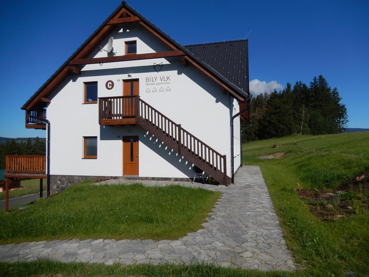 Horske Apartmany Bily Vlk Vaclavov u Bruntalu エクステリア 写真